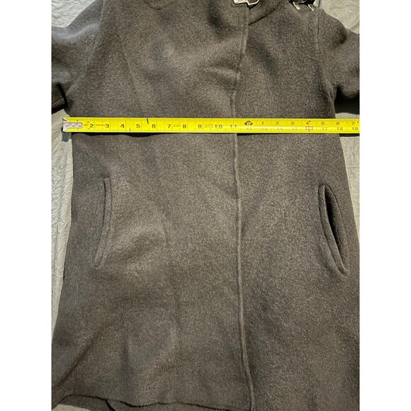 Garnet Hill Wool Blend Asymmetrical Wrap Coat Gray Size 06 Elegant Warm - Picture 6 of 8